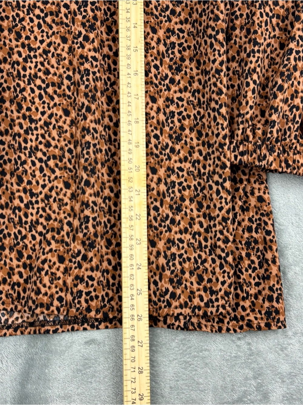 Tuckernuck Pomander Place Top Womens XL Brown Leopard Print V-Neck - Picture 10 of 10